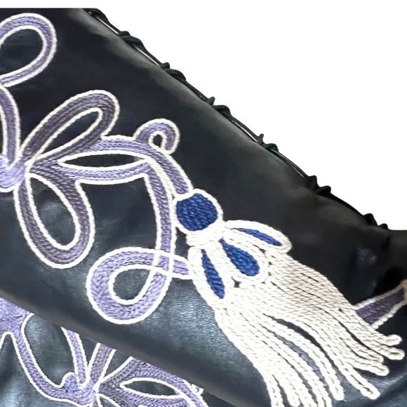 Authentic Gucci Tapestry Button knothole boots. No box !! - Picture 4 of 4